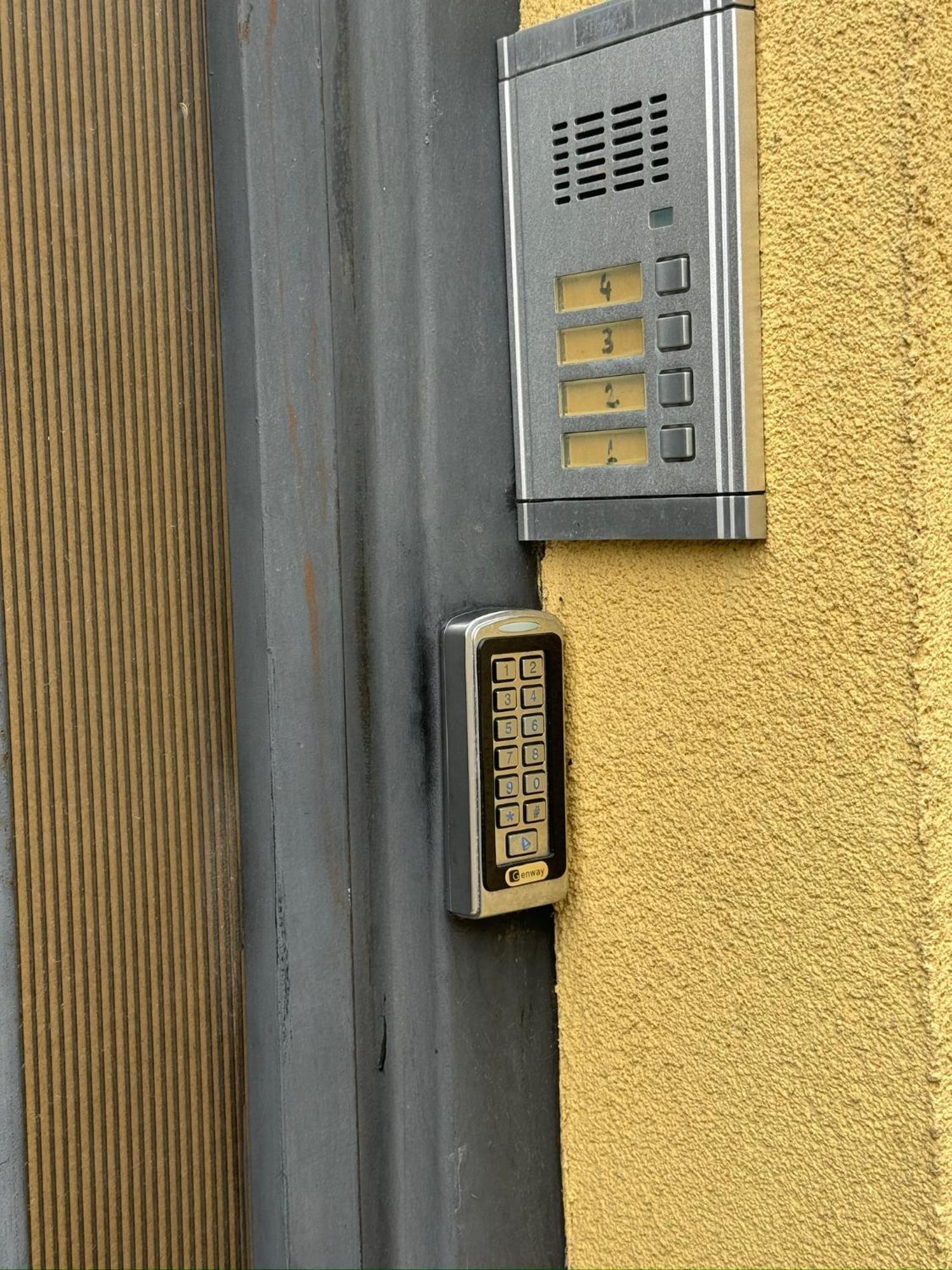 Apartamente De Inchiriat Lucky House Braşov Esterno foto