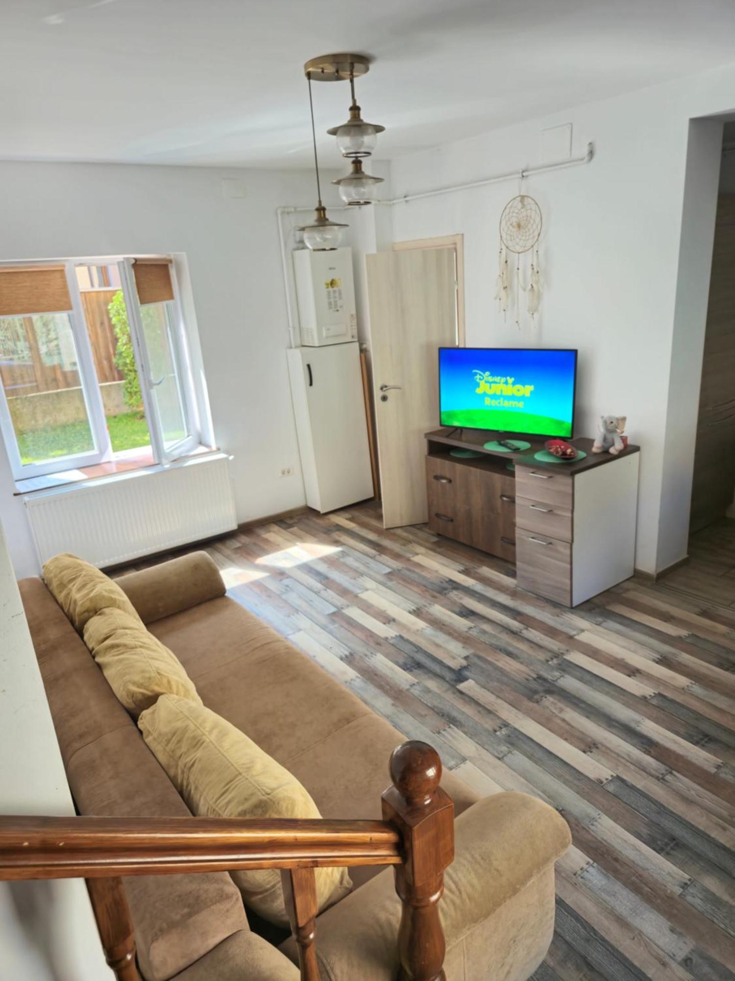 Apartamente De Inchiriat Lucky House Braşov Esterno foto