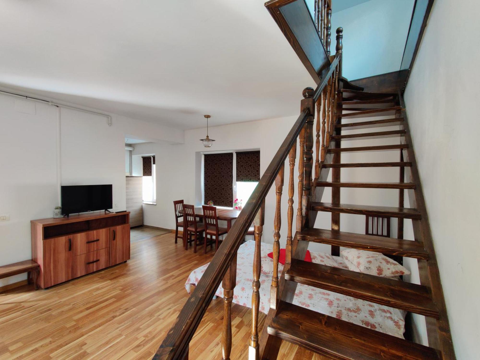 Apartamente De Inchiriat Lucky House Braşov Esterno foto